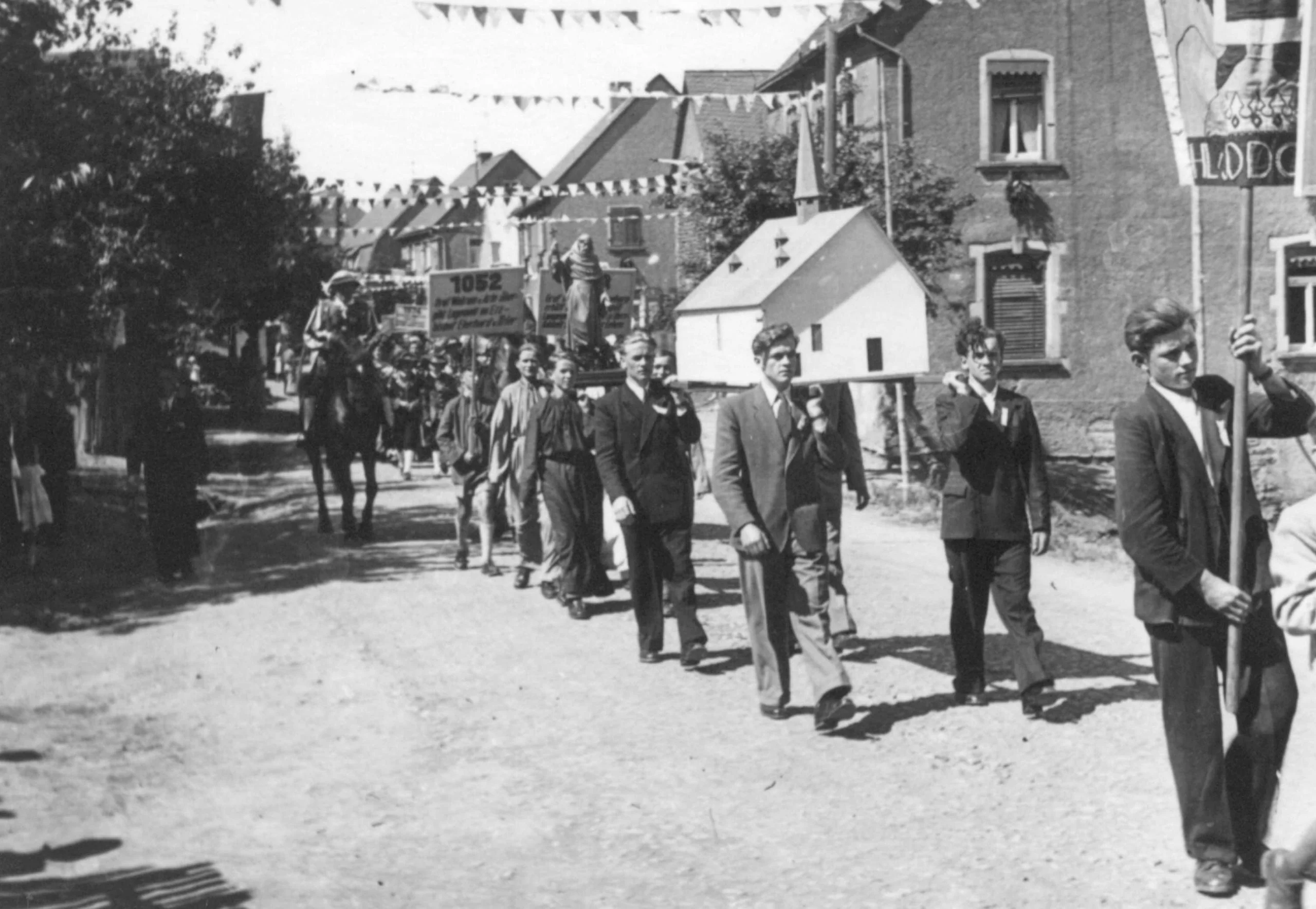 Historische Bilder der 900 Jahrfeier in Langenfeld - Bild 13